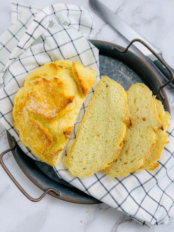 No-knead yeast bread slices.